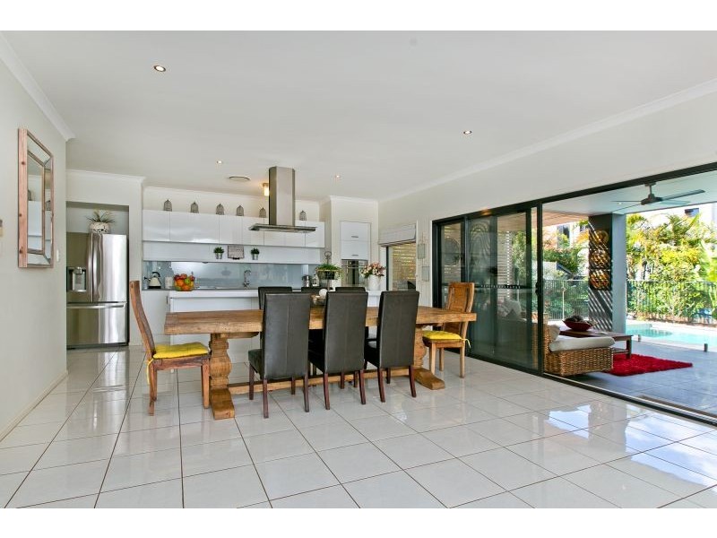 16 Hayman Street, Redland Bay QLD 4165