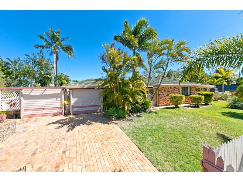 90 Benfer Road, Victoria Point QLD 4165