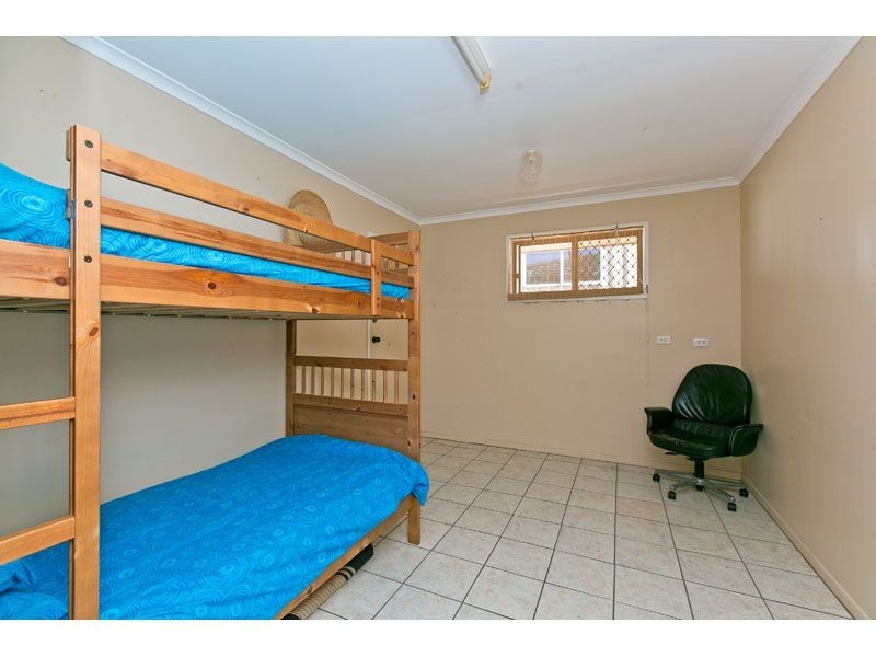 90 Benfer Road, Victoria Point QLD 4165