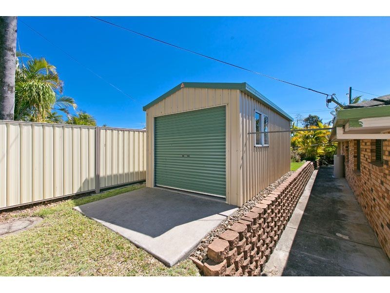 90 Benfer Road, Victoria Point QLD 4165