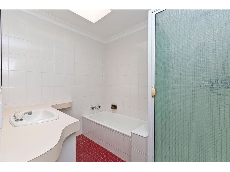 60 Mill Street, Redland Bay QLD 4165