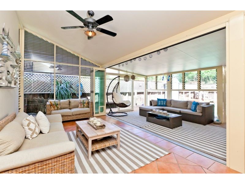 30 JAY CRESCENT, Redland Bay QLD 4165