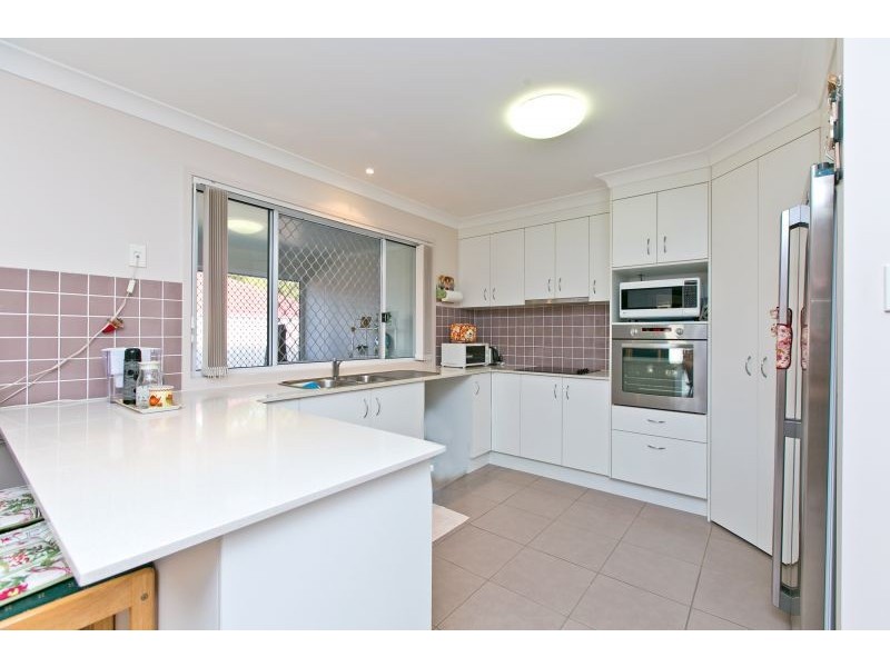 18 Ronnie St, Cleveland QLD 4163