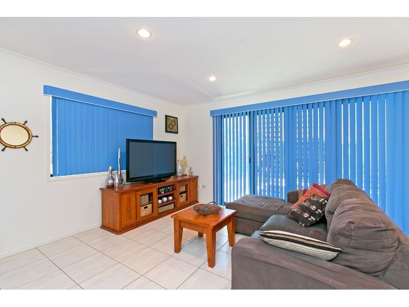7 Snipe Street, Redland Bay QLD 4165