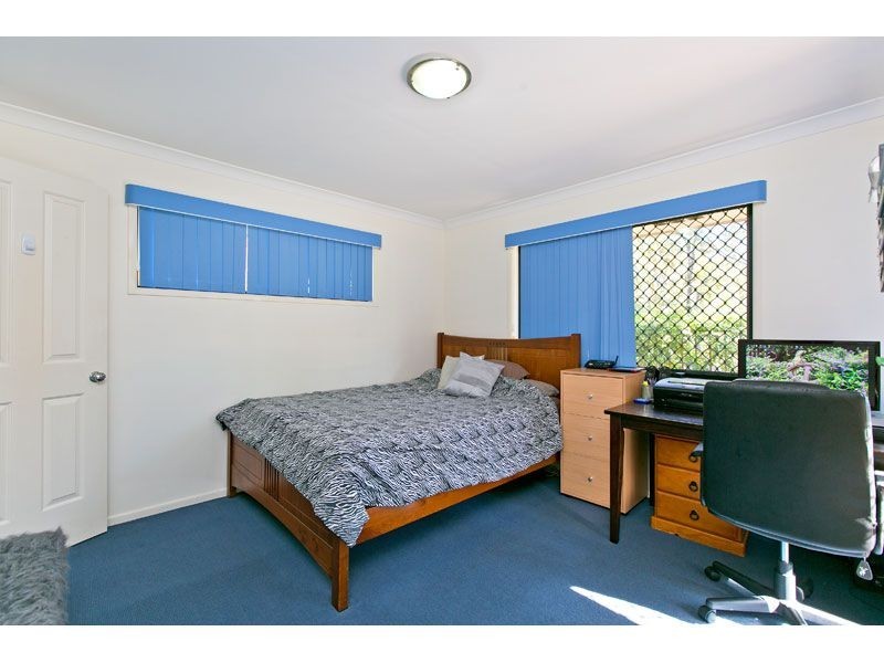 7 Snipe Street, Redland Bay QLD 4165