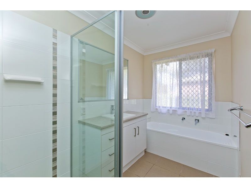 43 Muriel Street, Redland Bay QLD 4165