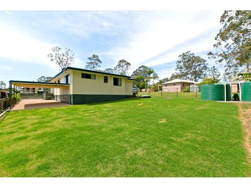 43 Muriel Street, Redland Bay QLD 4165