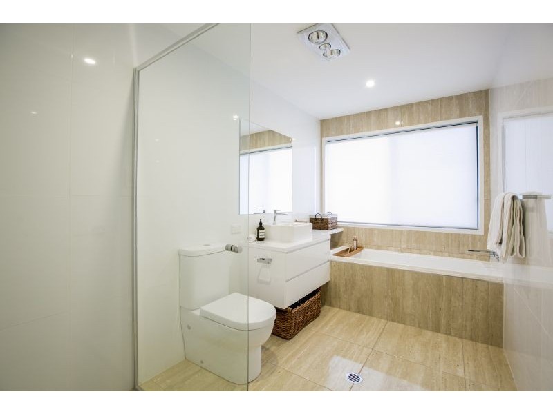 38 Albert Street, Ormiston QLD 4160
