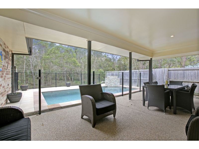 8 River Gum Place, Thornlands QLD 4164