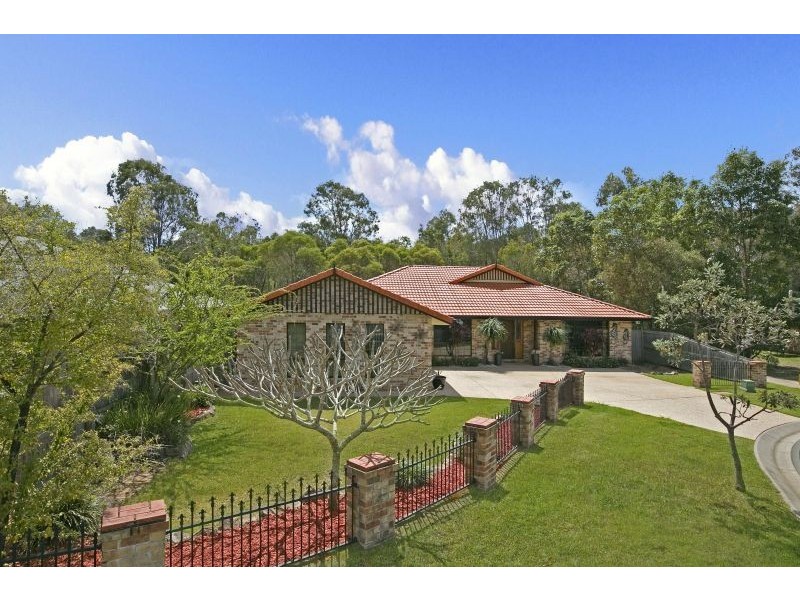 8 River Gum Place, Thornlands QLD 4164