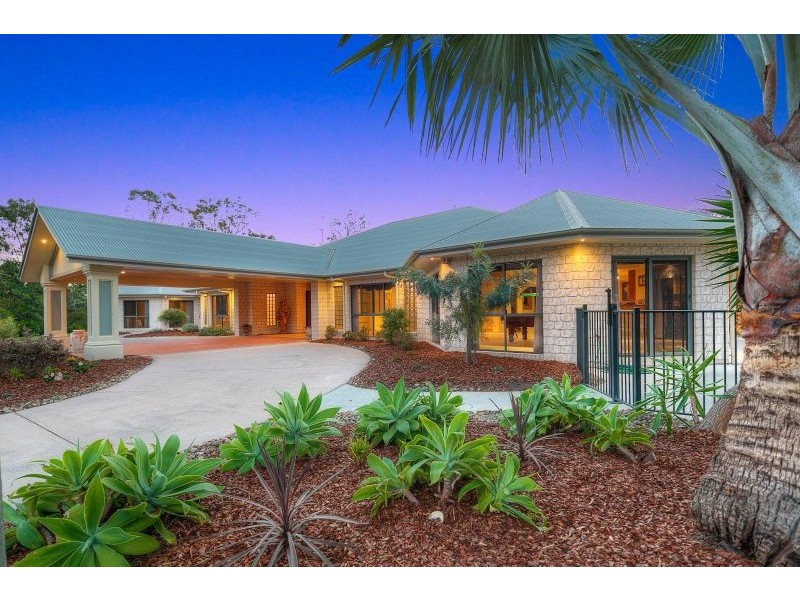 1 Honeysuckle Court, Cornubia QLD 4130