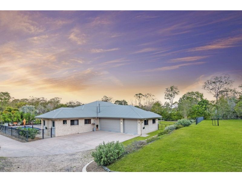 1 Honeysuckle Court, Cornubia QLD 4130