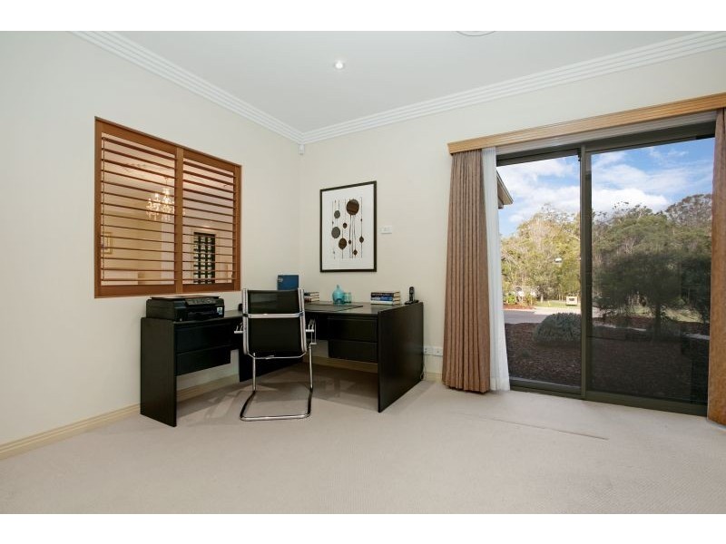 1 Honeysuckle Court, Cornubia QLD 4130