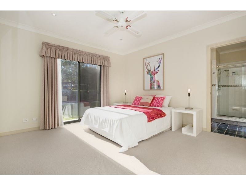 1 Honeysuckle Court, Cornubia QLD 4130