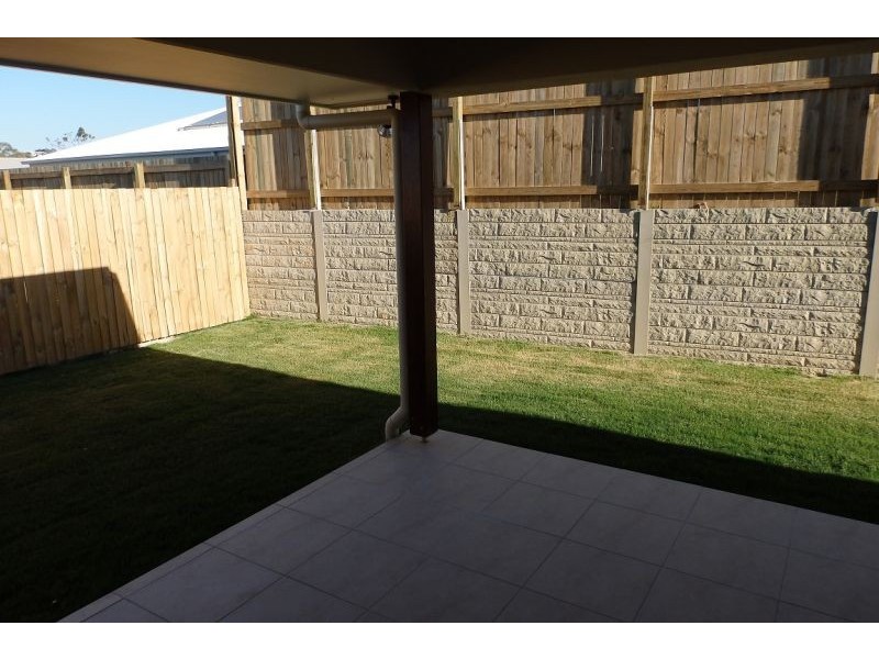 19 Rowe Street, Thornlands QLD 4164