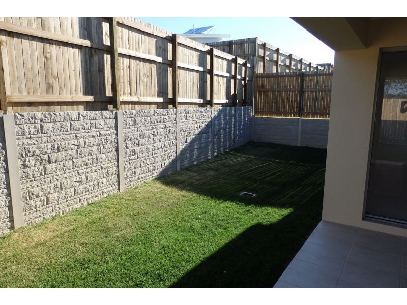 19 Rowe Street, Thornlands QLD 4164