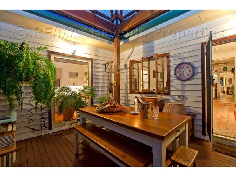 101 Passage Street, Cleveland QLD 4163