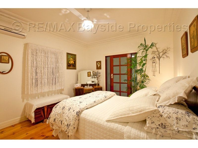 101 Passage Street, Cleveland QLD 4163