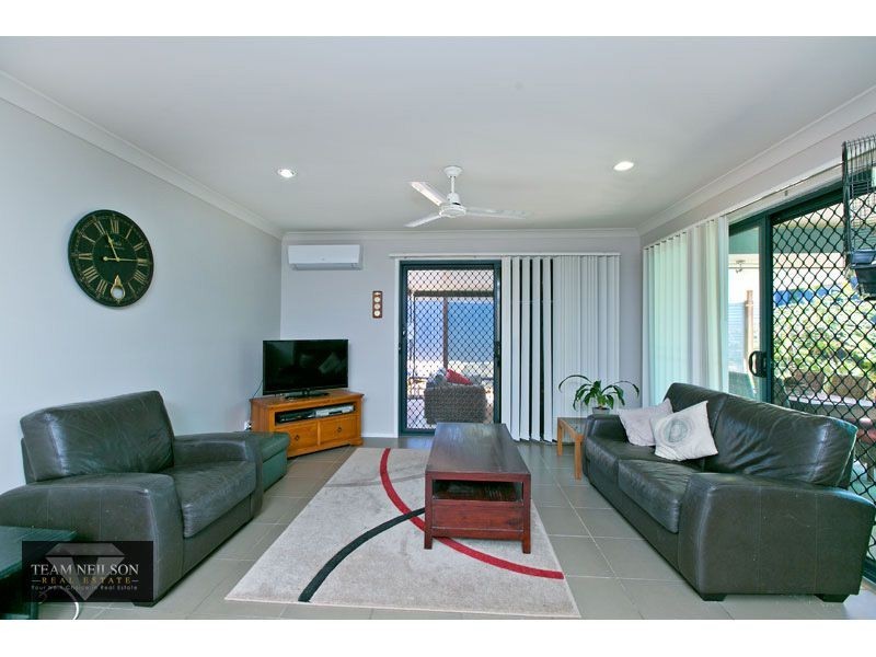 50 Azure Avenue, Redland Bay QLD 4165