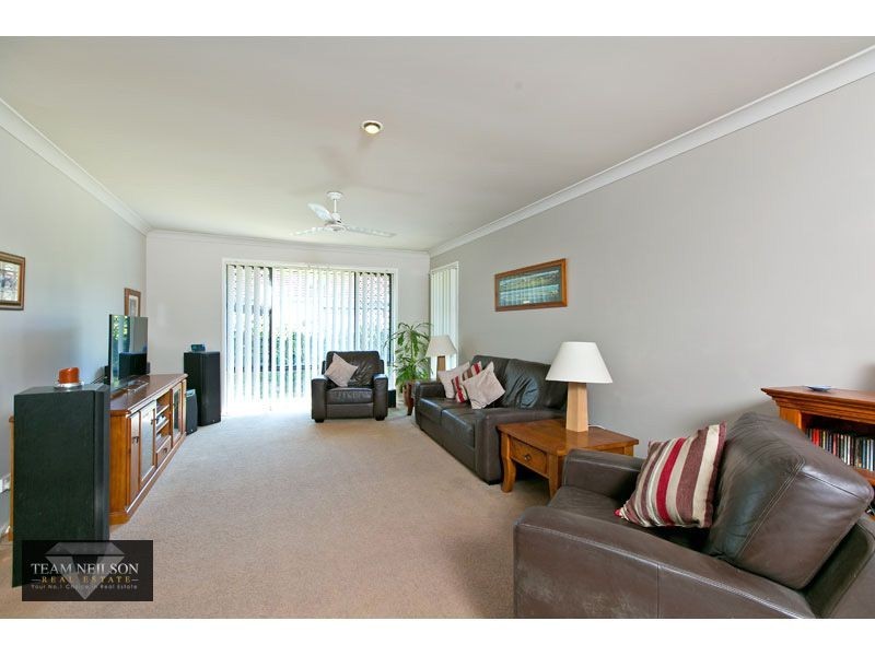 50 Azure Avenue, Redland Bay QLD 4165