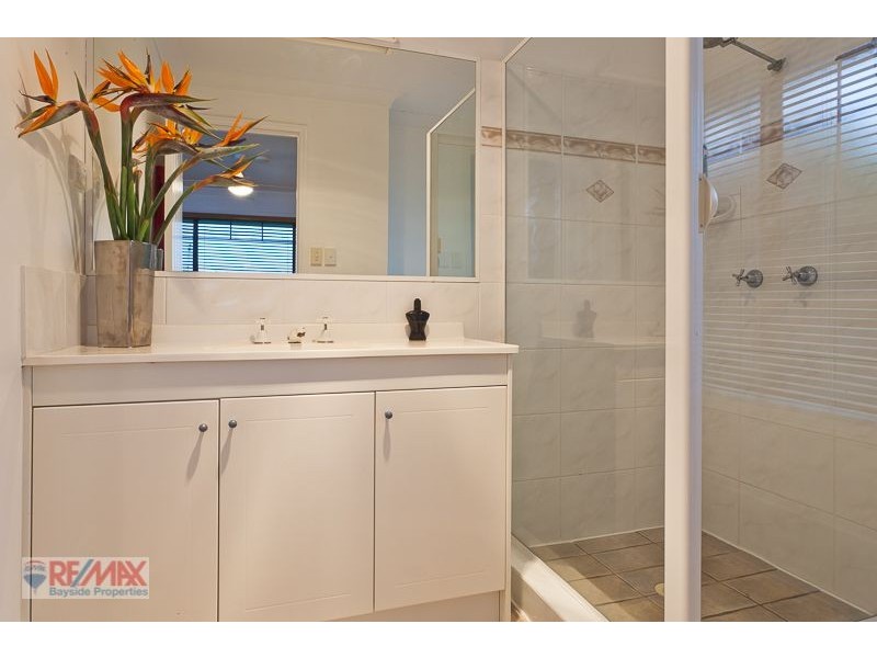 14 Moores Road, Redland Bay QLD 4165