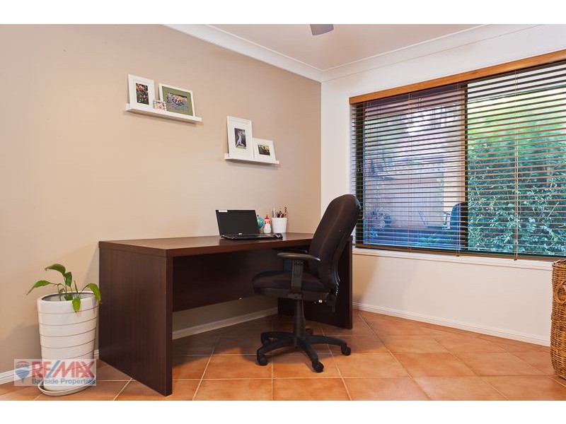 14 Moores Road, Redland Bay QLD 4165