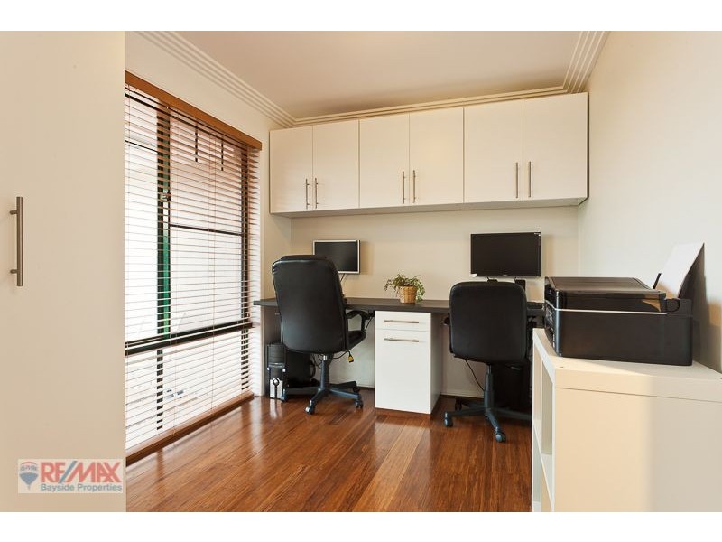 14 Moores Road, Redland Bay QLD 4165