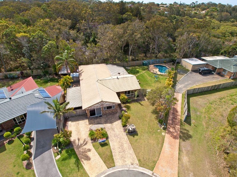 3 Buggy Place, Redland Bay QLD 4165