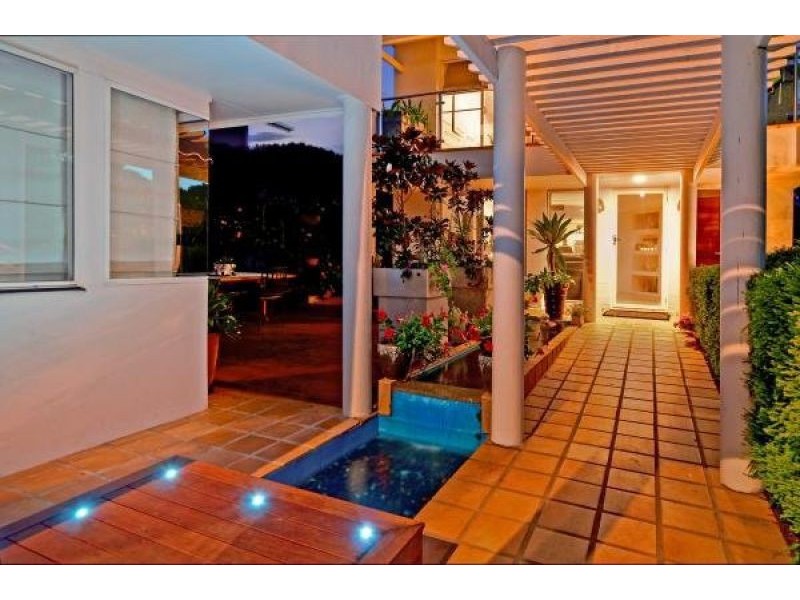 16 Oak Street, Ormiston QLD 4160