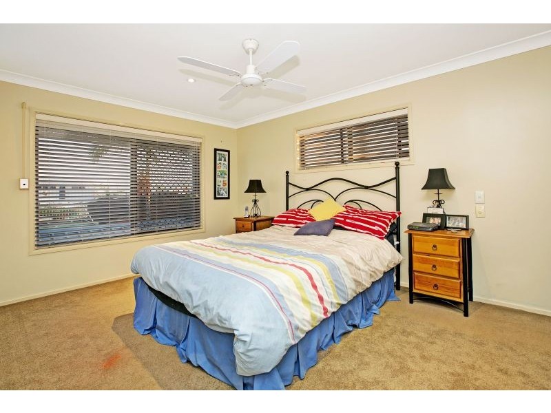 9 Beach Court, Victoria Point QLD 4165