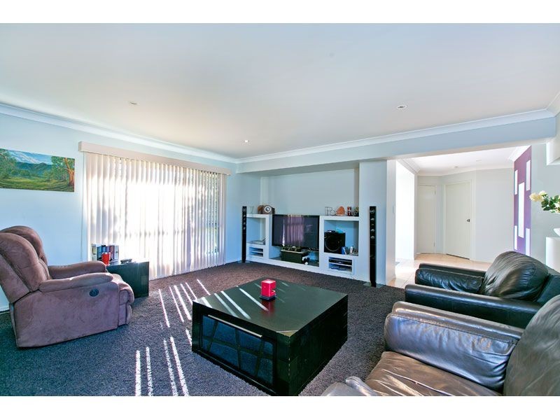 51 BROOKVALE DRIVE, Victoria Point QLD 4165