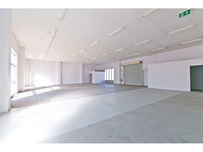 50 REDLAND BAY ROAD, Capalaba QLD 4157