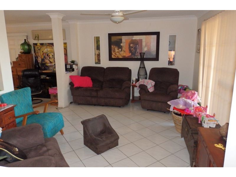 18 Trafalgar Drive, Victoria Point QLD 4165