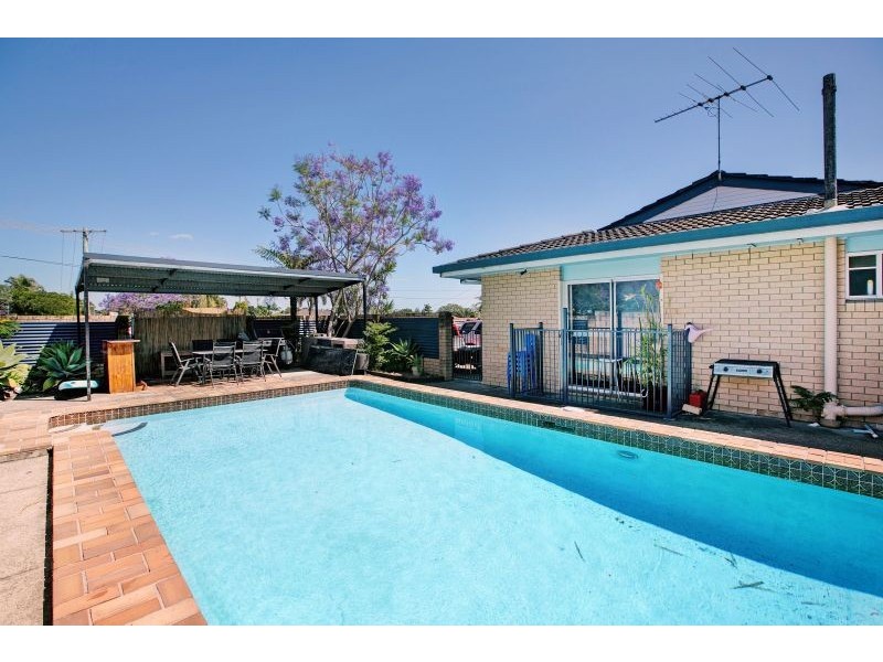 8 Coolong Street, Capalaba QLD 4157