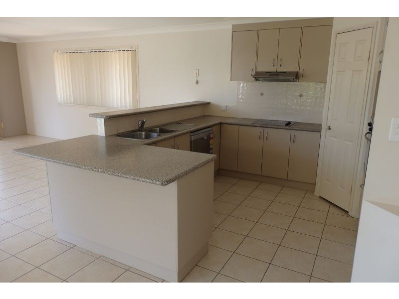 7 Mcnab Close, Wellington Point QLD 4160