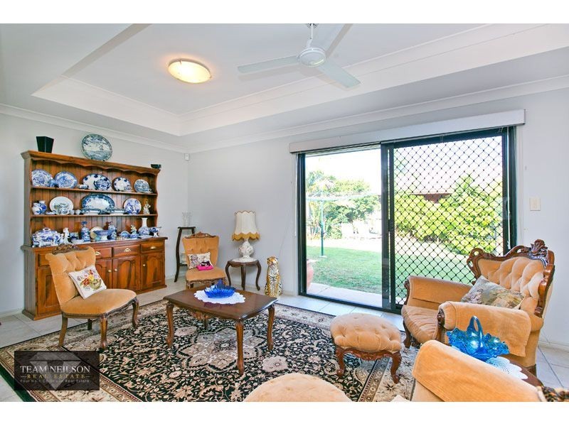 77 Belford Drive, Wellington Point QLD 4160