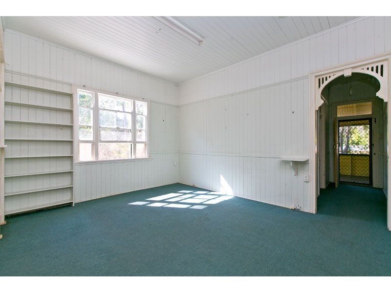 477 REDLAND BAY ROAD, Capalaba QLD 4157