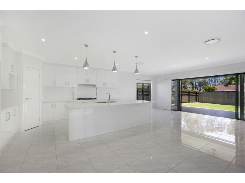81 Bainbridge Street, Ormiston QLD 4160