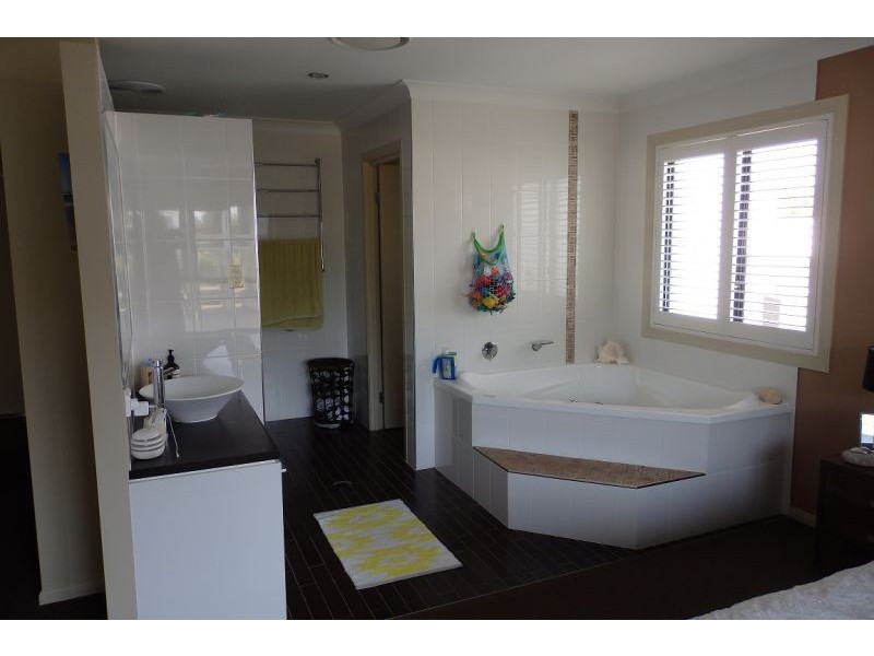 1 Macleay Place, Thornlands QLD 4164