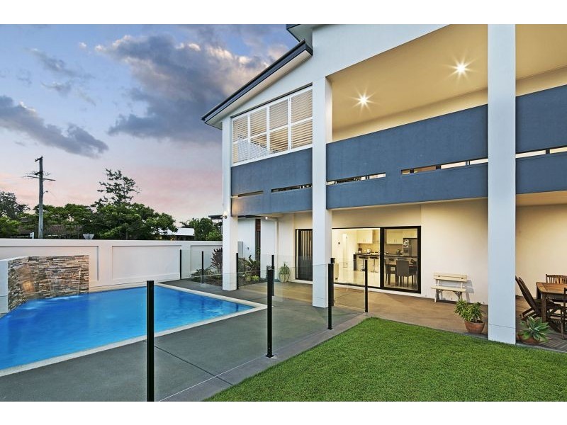 48 Torquay Road, Redland Bay QLD 4165