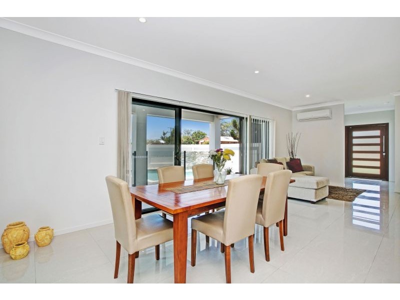48 Torquay Road, Redland Bay QLD 4165