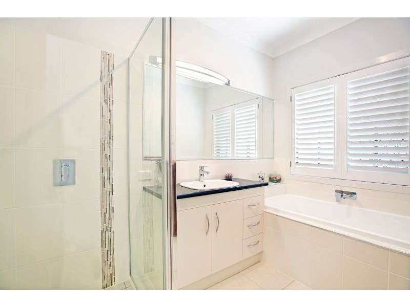 48 Torquay Road, Redland Bay QLD 4165