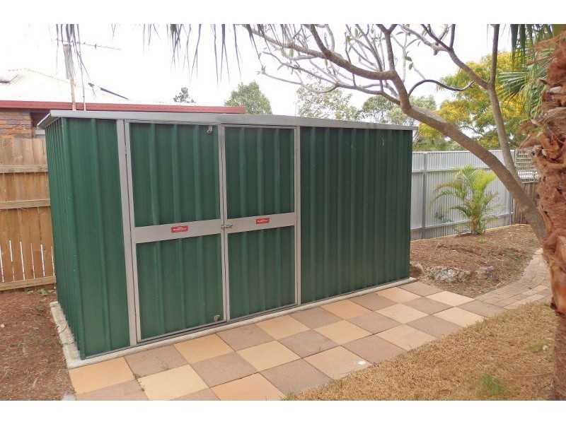 8 Chinnock Court, Alexandra Hills QLD 4161