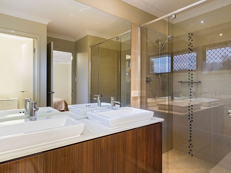 34 Parkgrove Street, Birkdale QLD 4159