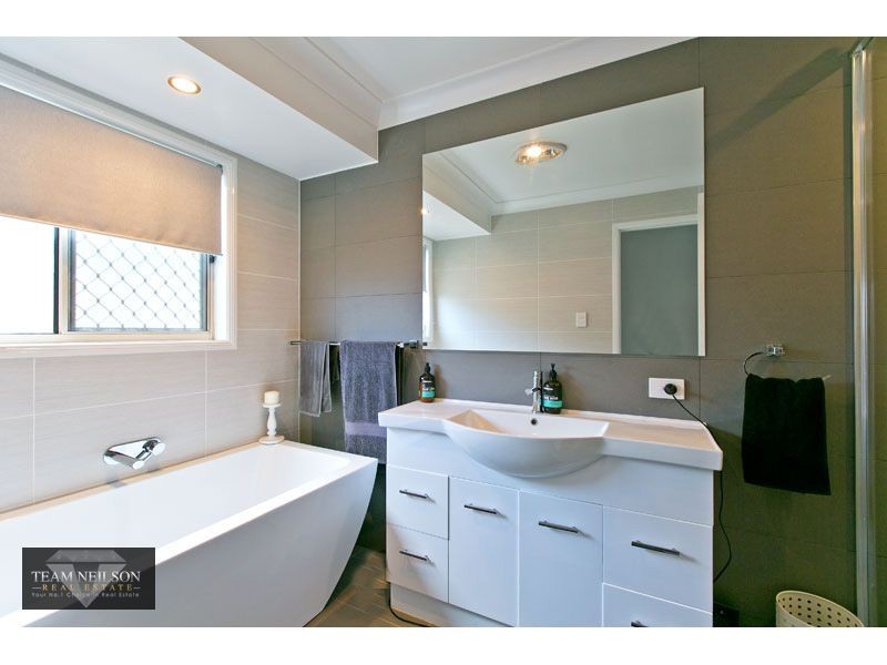 12 Lambert Court, Victoria Point QLD 4165