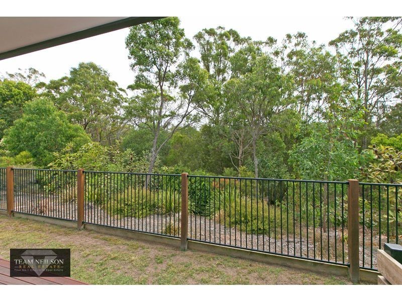 6 Whipbird Circuit, Victoria Point QLD 4165