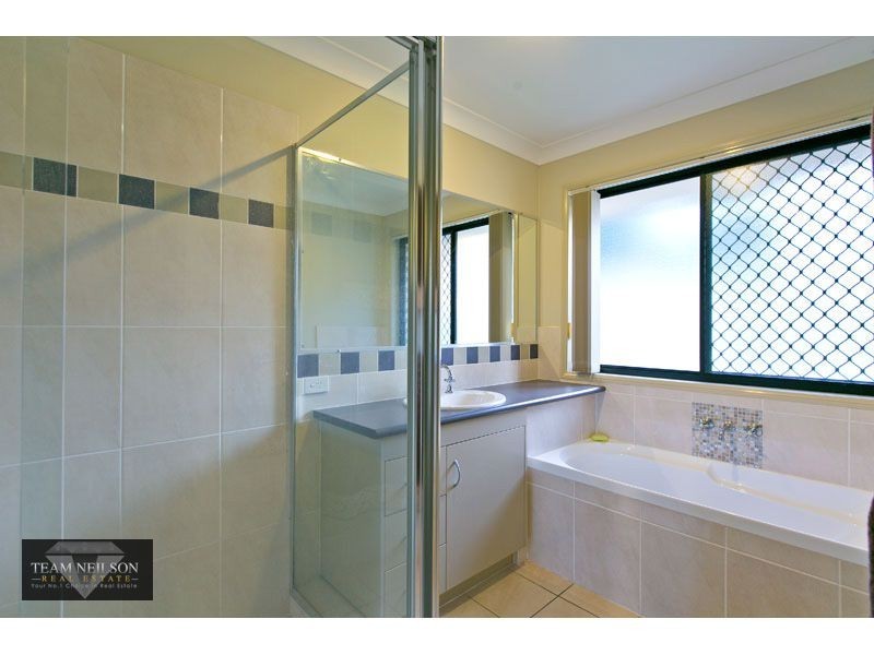 8 Carmay Close, Thornlands QLD 4164