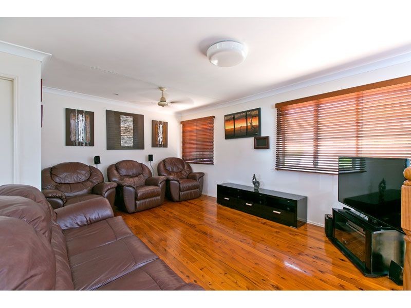 9 Plymstock Street, Alexandra Hills QLD 4161