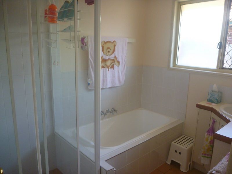 30 Redgrove Avenue, Wellington Point QLD 4160