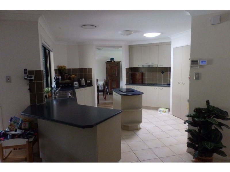 4 Lidgard Street, Thornlands QLD 4164